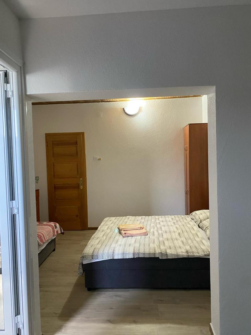 Draga'S Rooms Virpazar Habitación foto